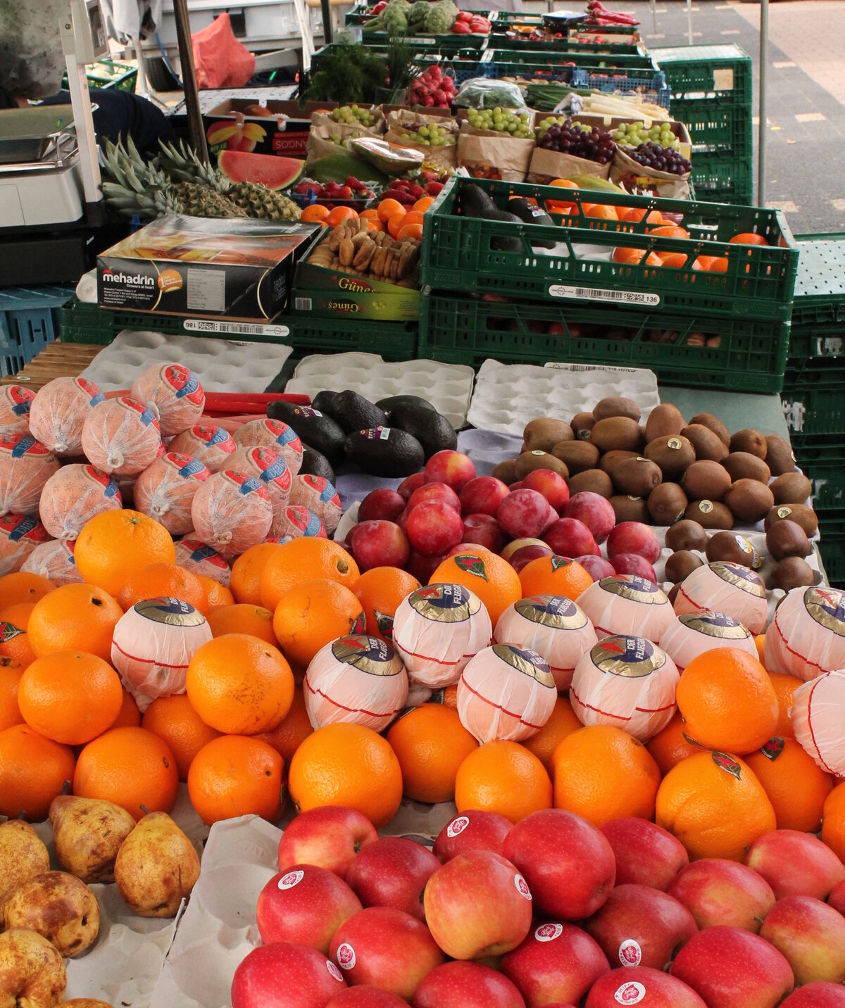 Frisches Obst und Gemüse auf dem Wochenmarkt