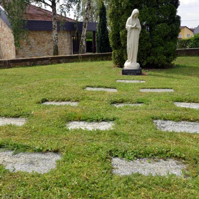 Urnenrasengräber in Diedenbergen