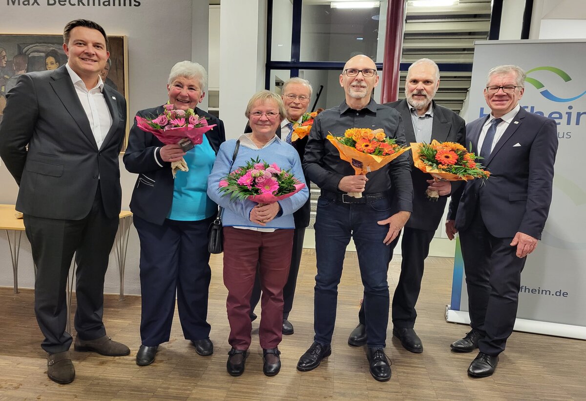 Bürgermeister Christian Vogt, Monika Petersen, Christian Seidel, Andreas Friedrich, Thomas Gerner und Stadtverordnetenvorsteher Andreas Hegeler.